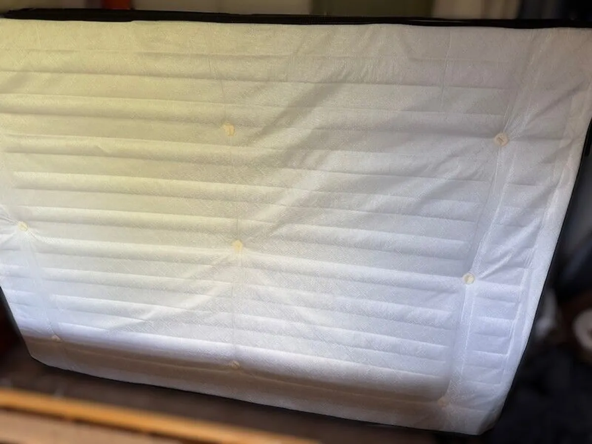 Double bed frame and mattress - Image 3