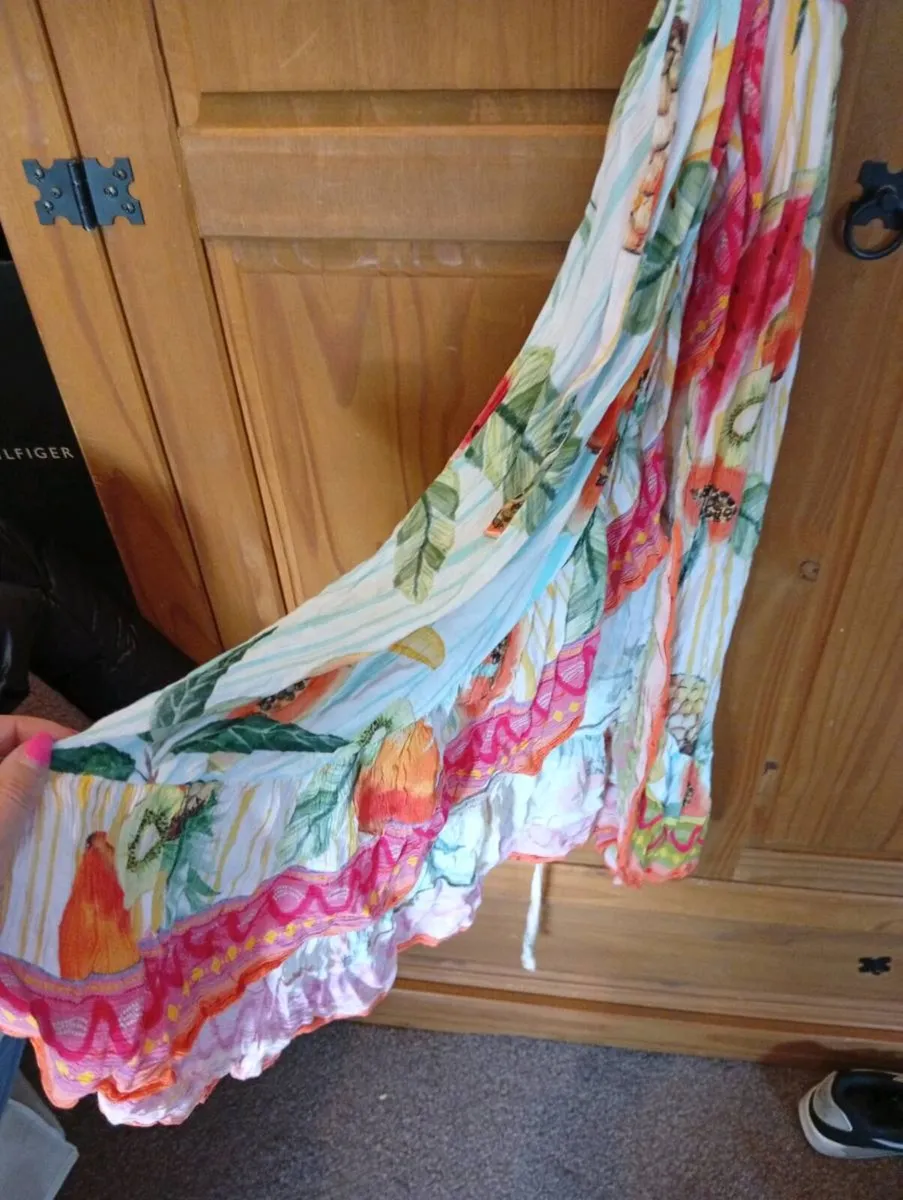 Ladies River island wrap dress size 10 - Image 2