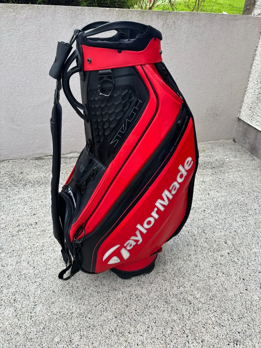 Taylormade Tour Bag - Image 1