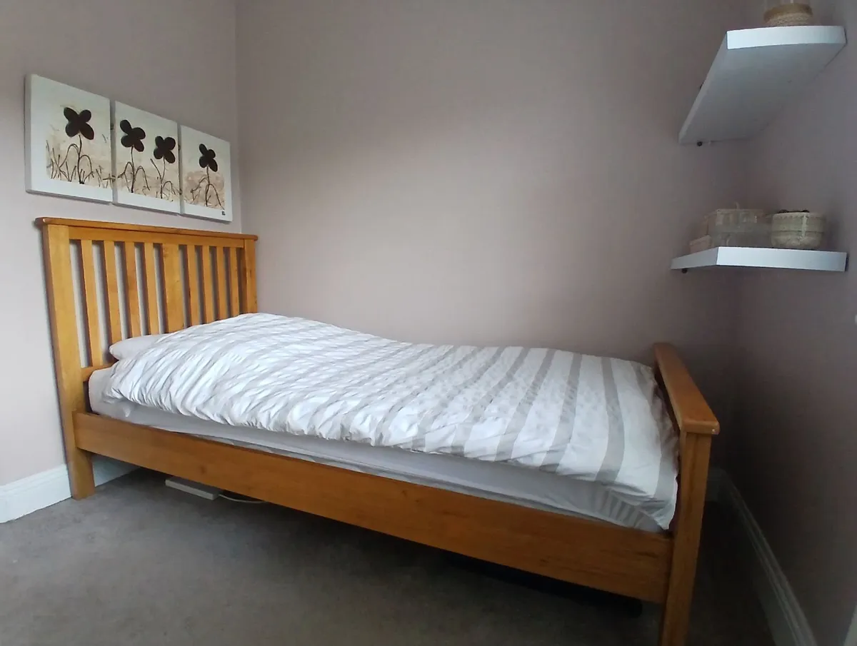Single Oak Bed Frame – Good Condition – €130 - Image 1