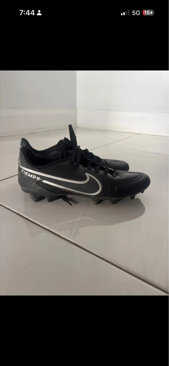Nike studs - Image 1