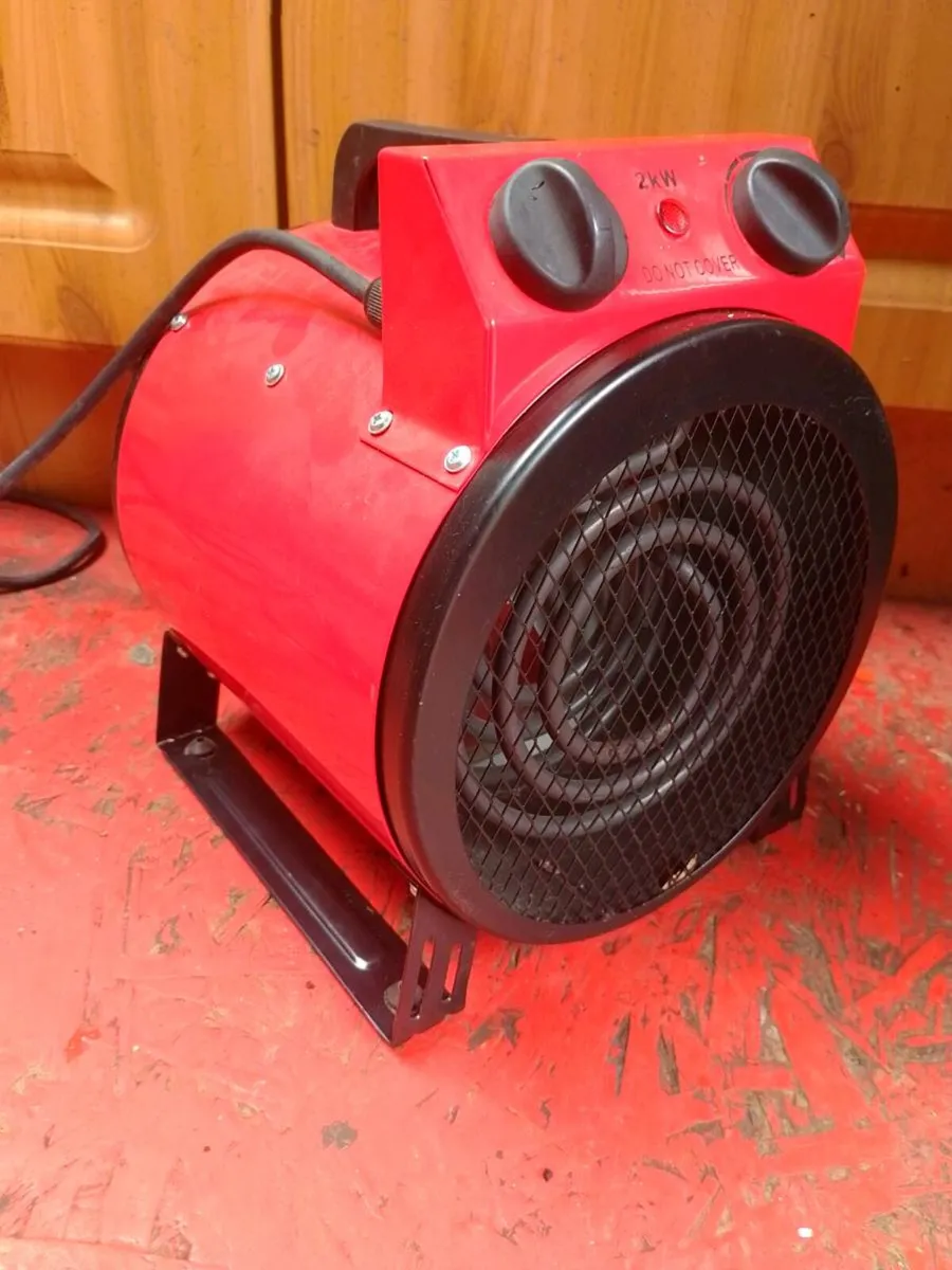 Can post Sealey 2kw workshop heater - Image 1