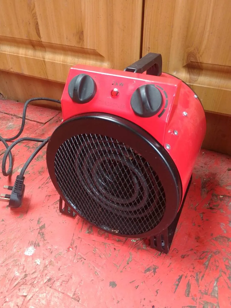 Can post Sealey 2kw workshop heater - Image 2