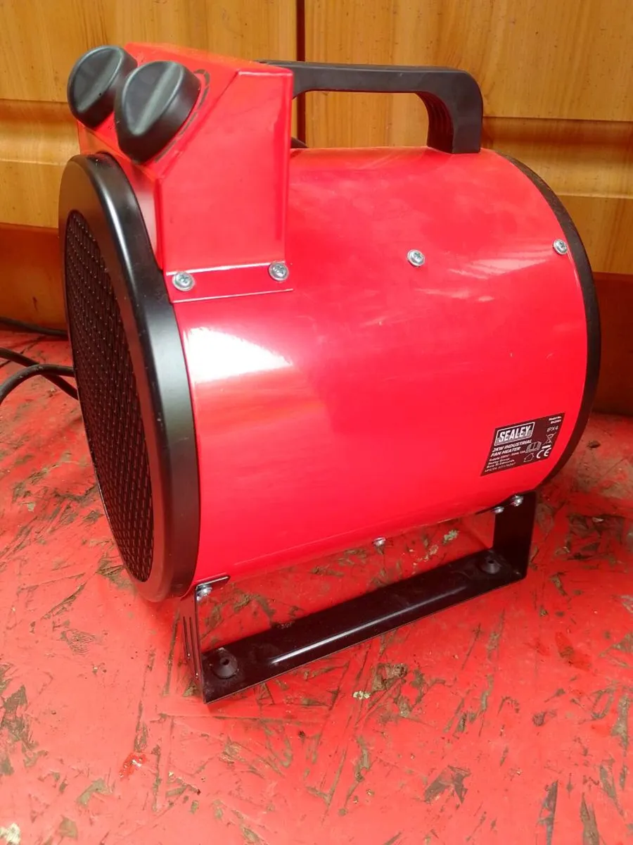 Can post Sealey 2kw workshop heater - Image 3