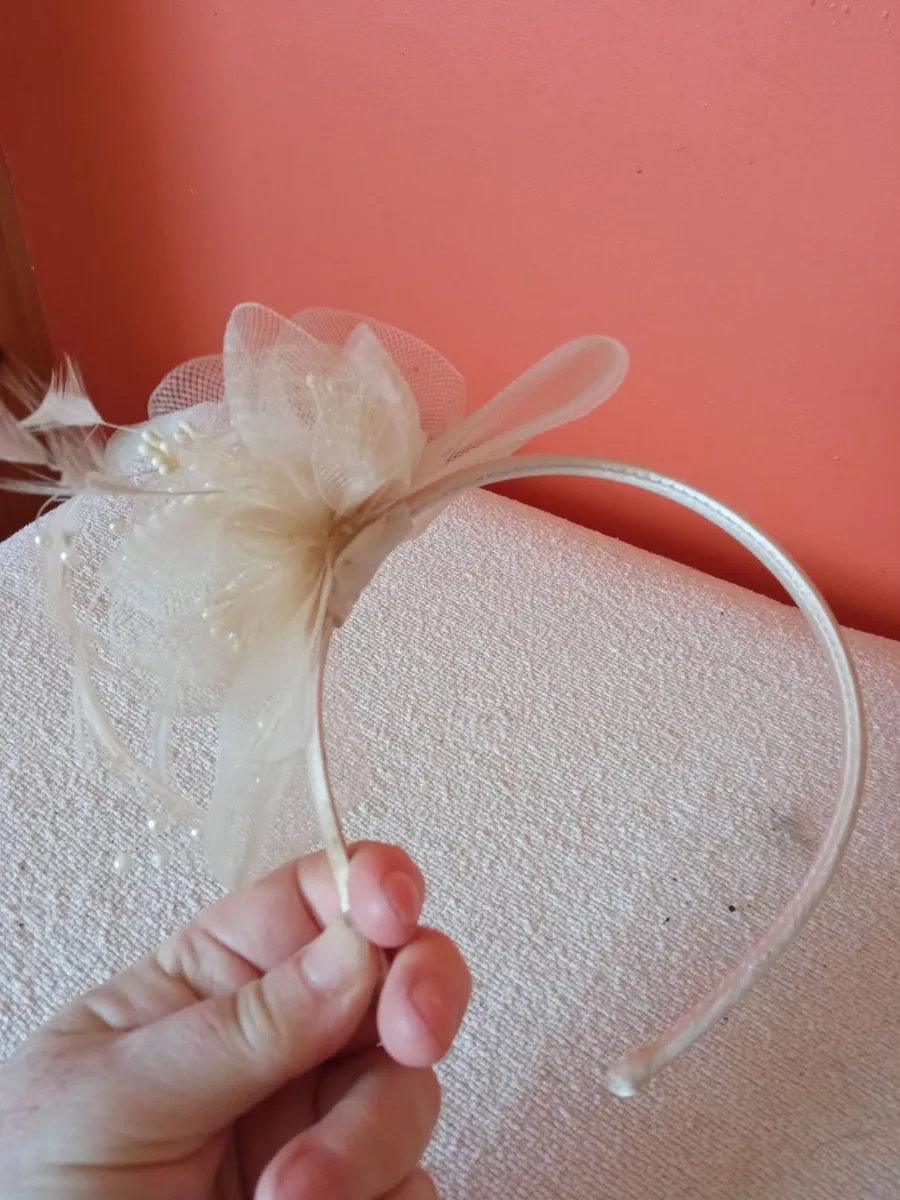 Fascinators - Image 2