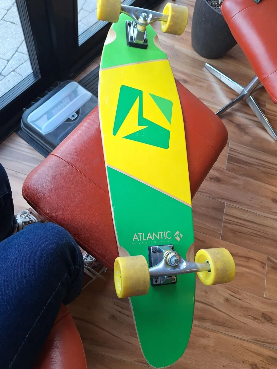 Skateboard - Image 3
