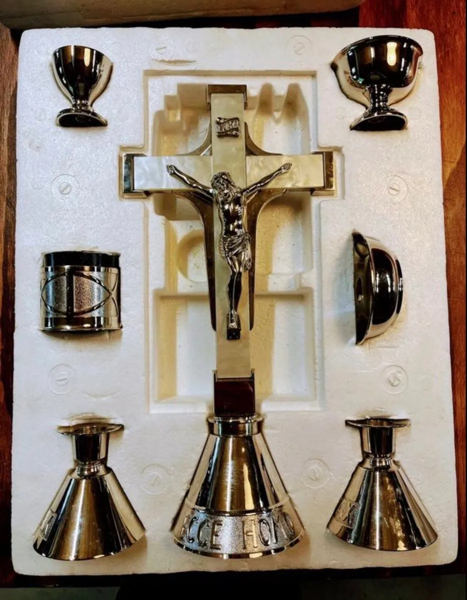 Vintage send for the Priest set - Image 3