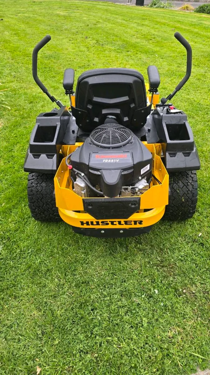 HUSTLER RAPTOR X AS NEW - Image 3