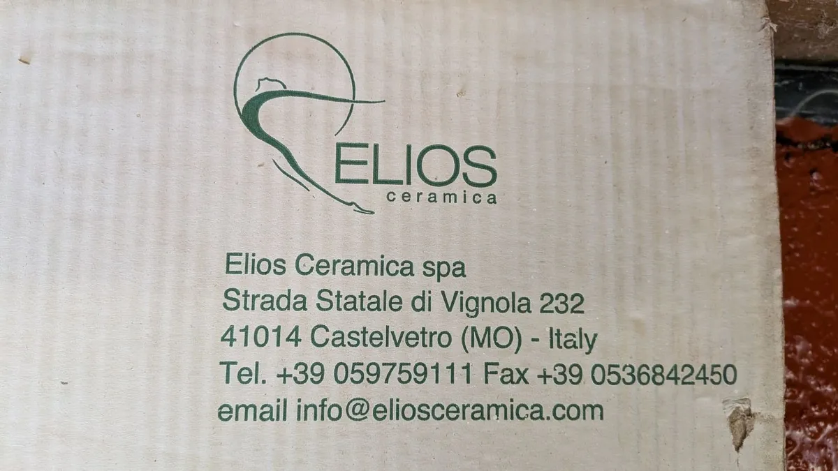 Italian Ceramic Floor  Tiles 8.2 m² - Image 3