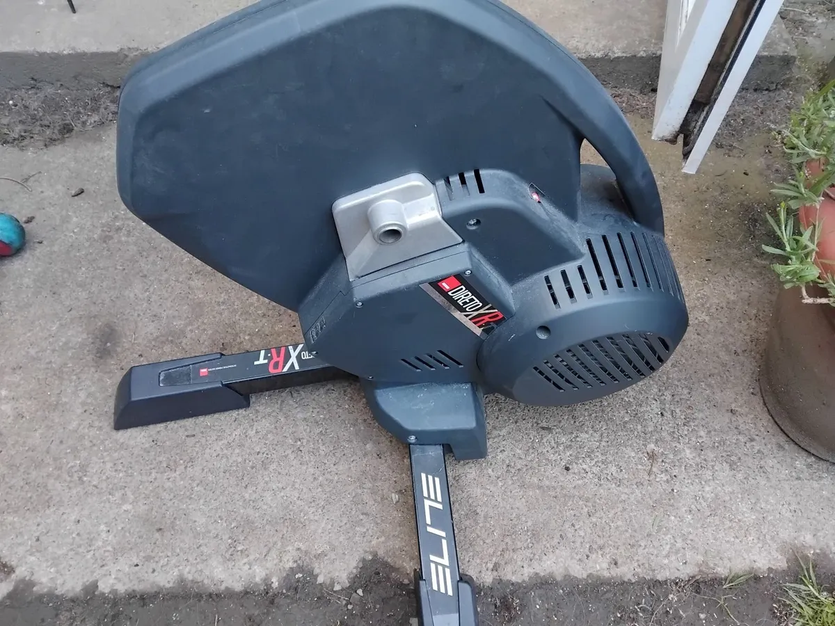Elite Direto XRT smart trainer - Image 2