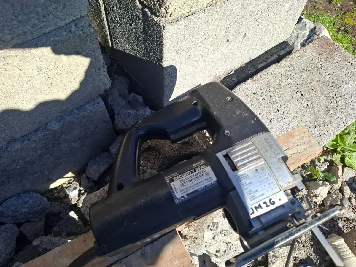 Jig saw - Image 1