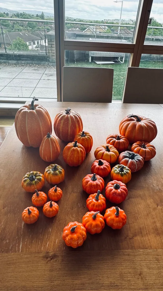 Halloween decoration - Image 1
