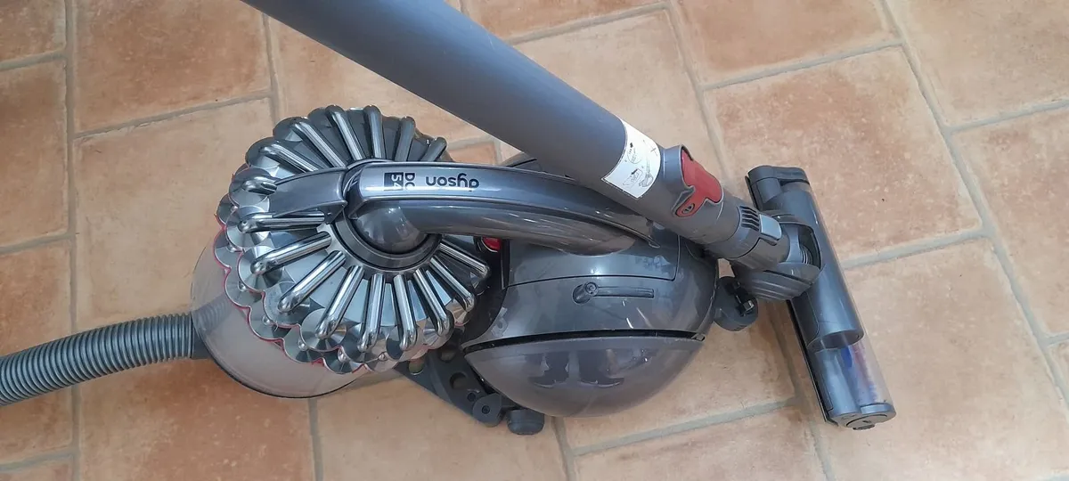 Dyson vacuum/Hoover cleaner - Image 1