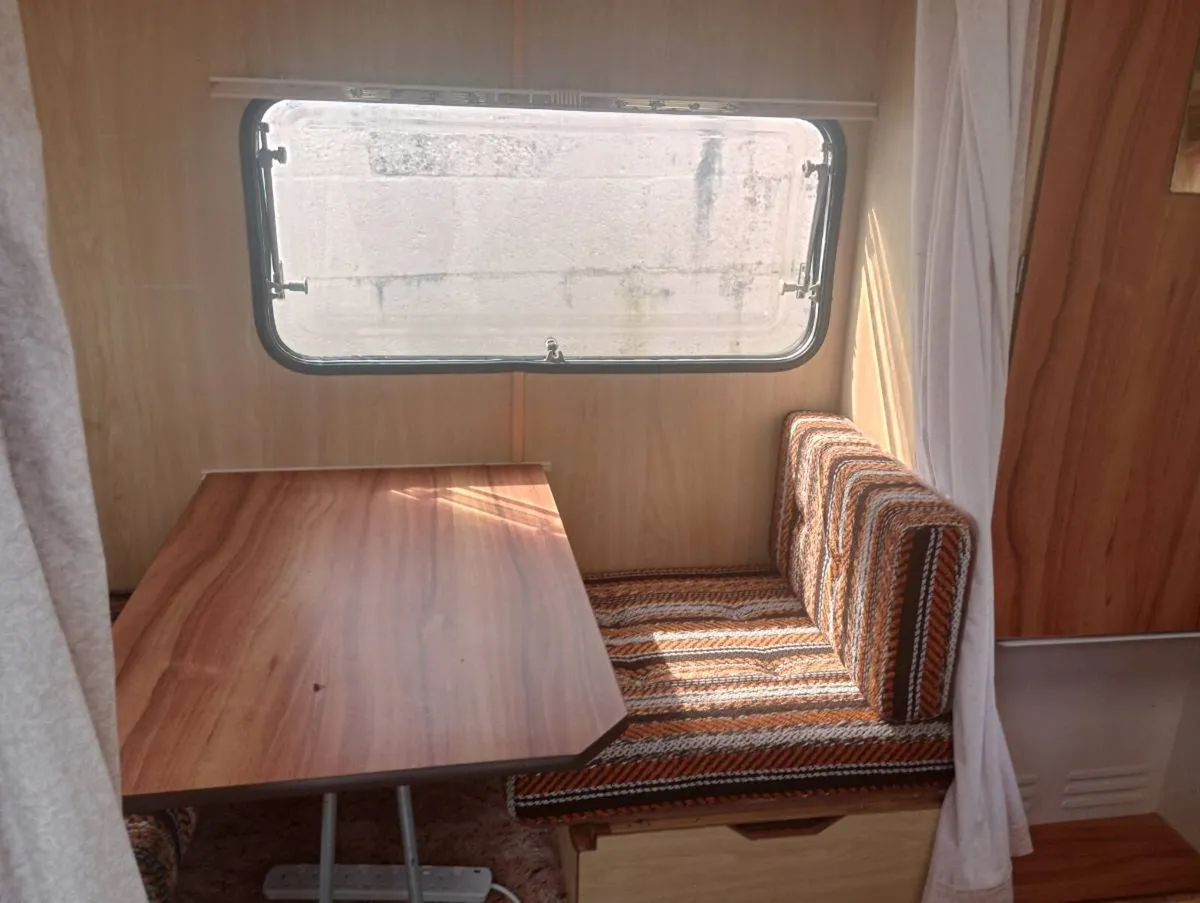 Colchester caravan - Image 2