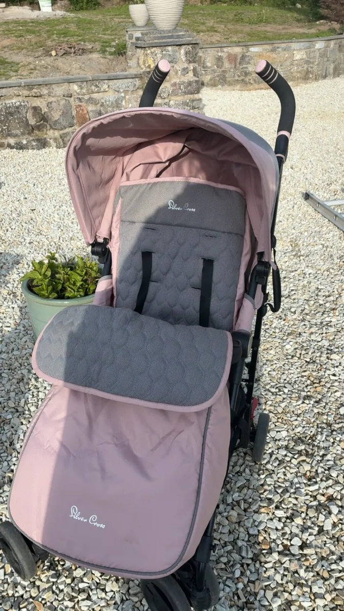 Sliver cross stroller - Image 1