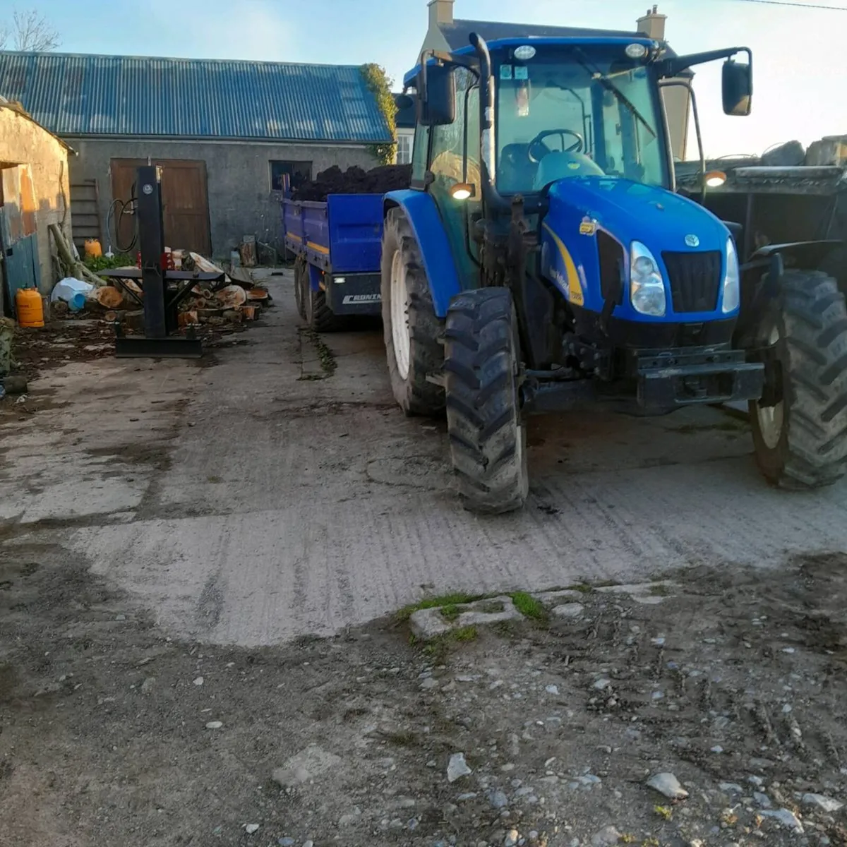 Tractor and trailer hire - Image 4