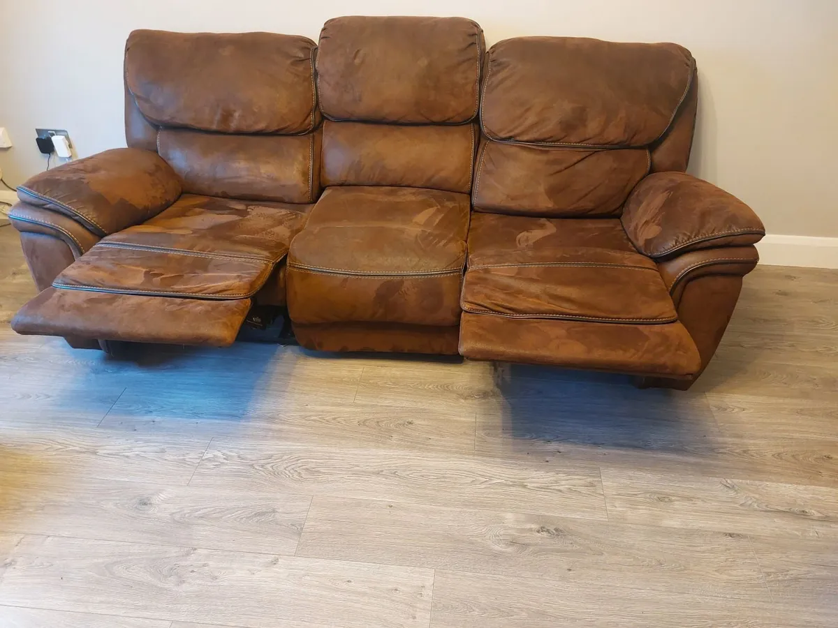 Three piece sofa, leather/faux recliner's - Image 3
