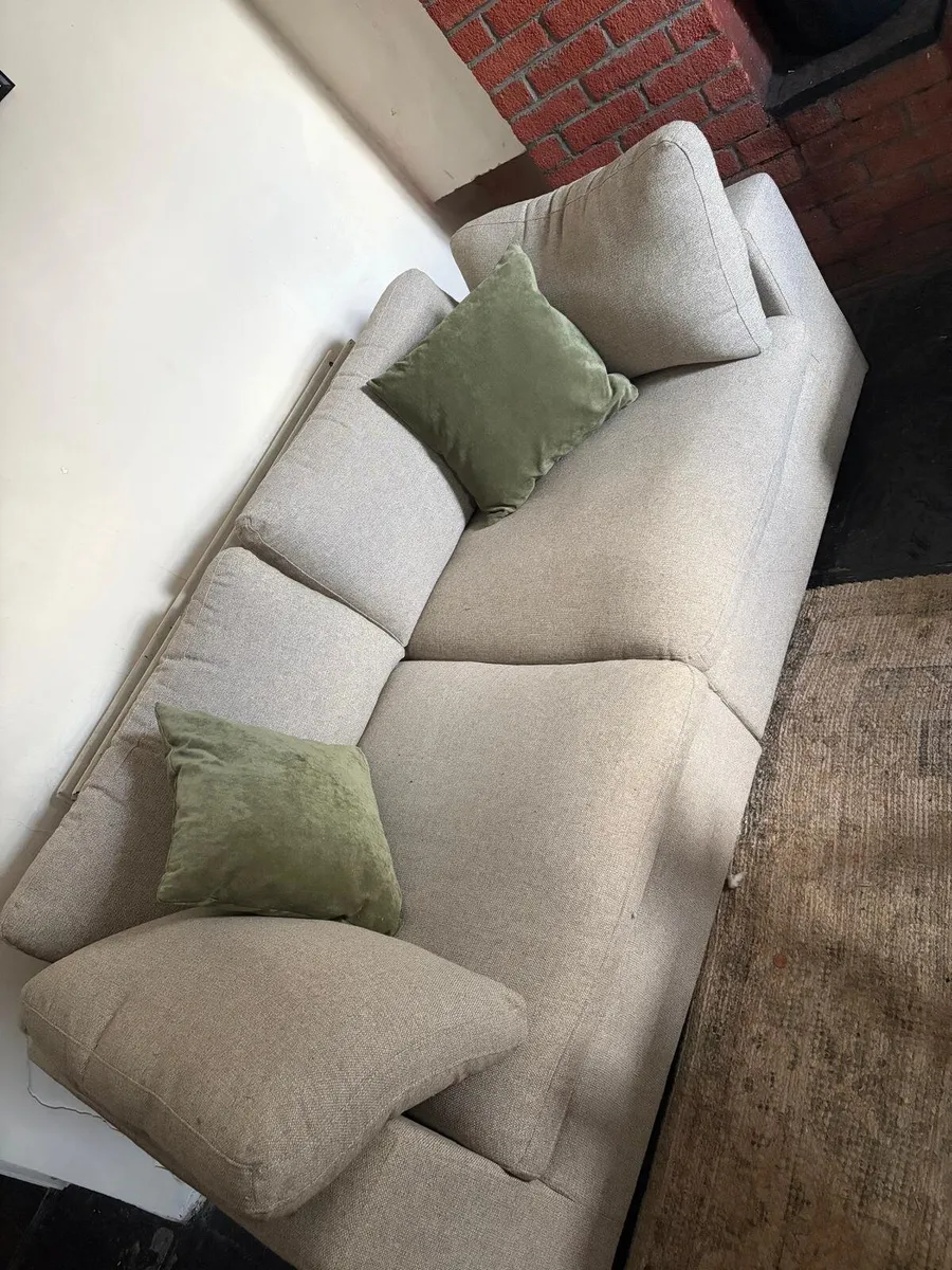 Lyby sofa 3 oerson - Image 2