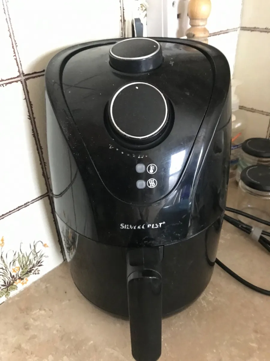 Microwave oven and airfryer - Image 3