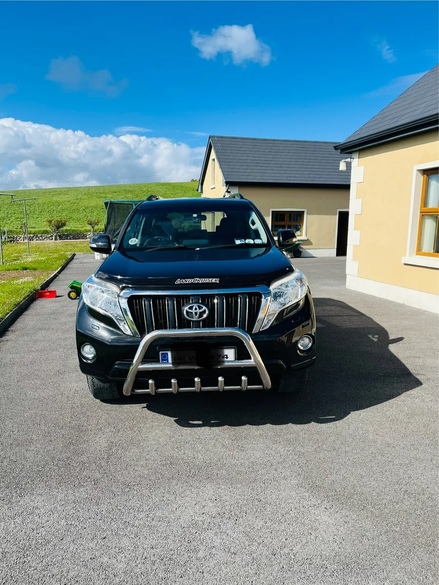 Toyota landcruiser business class - Image 2