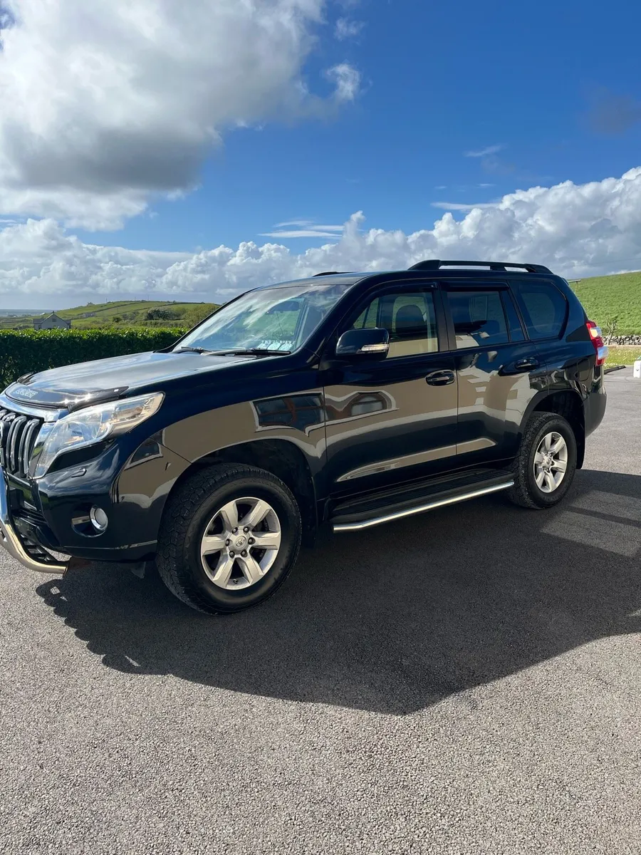 Toyota landcruiser business class - Image 1