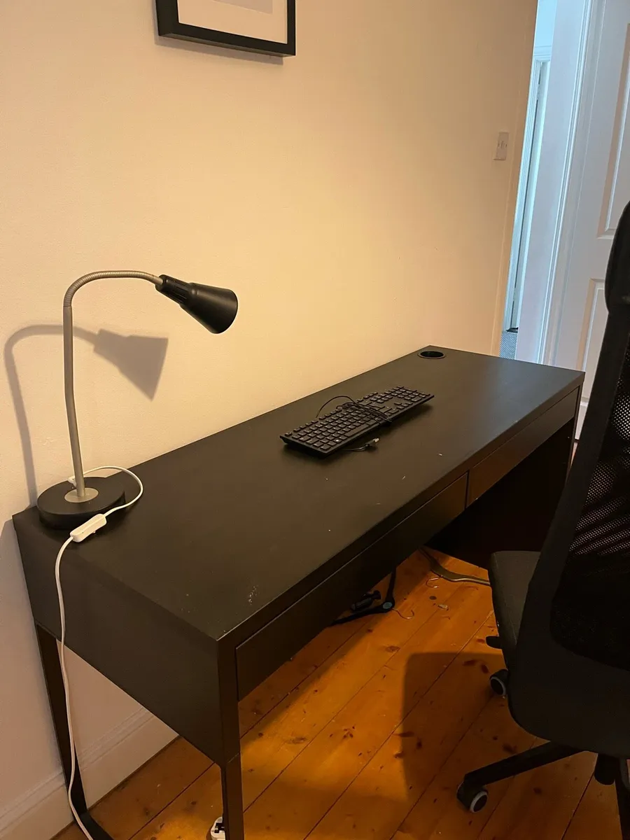 Work table and chair - Image 3