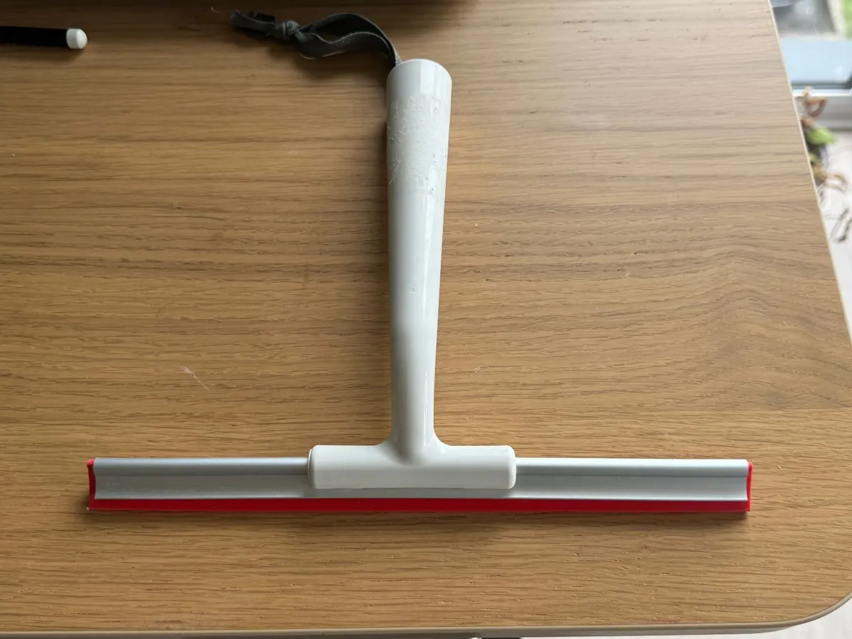 Window & Glass Wiper