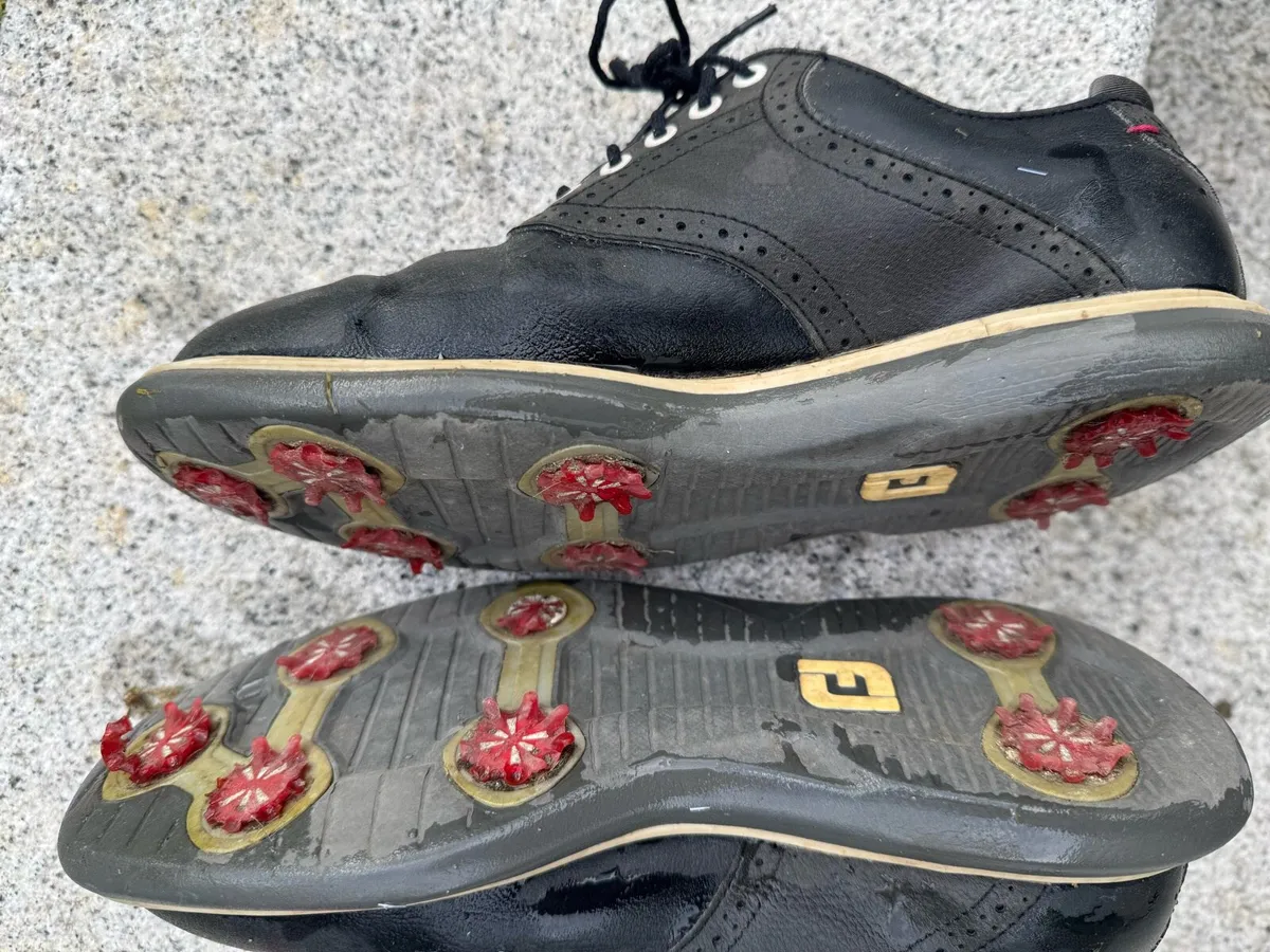 Golf shoes - Image 2