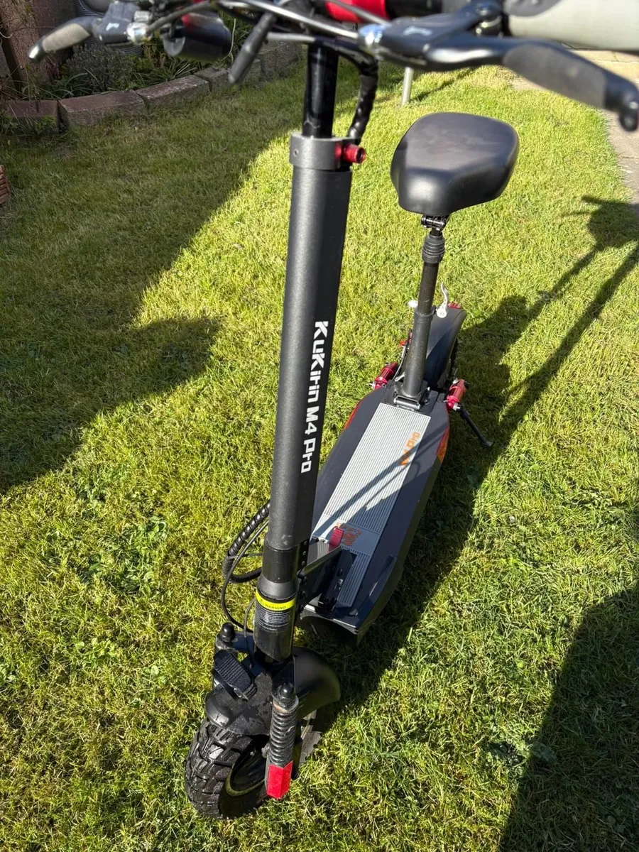 Electric scooter - Image 2
