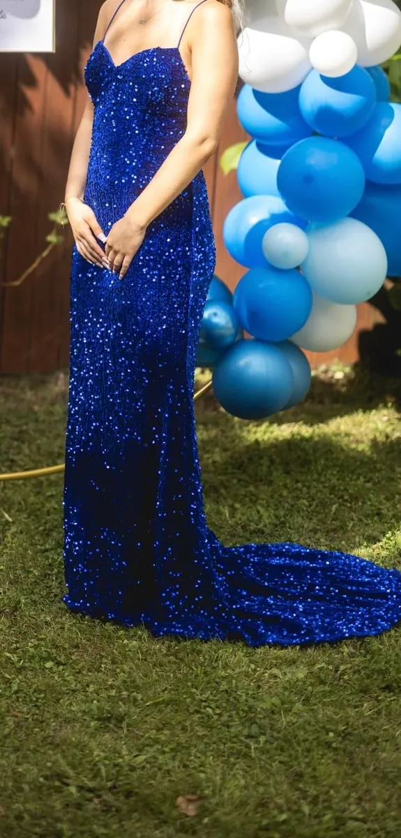 Dress size 8/10 - Image 1