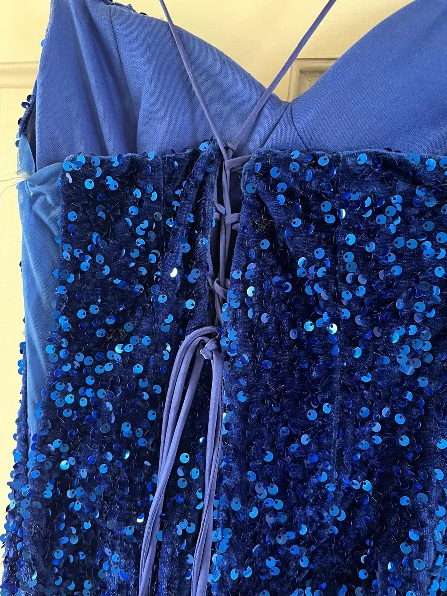 Dress size 8/10 - Image 3