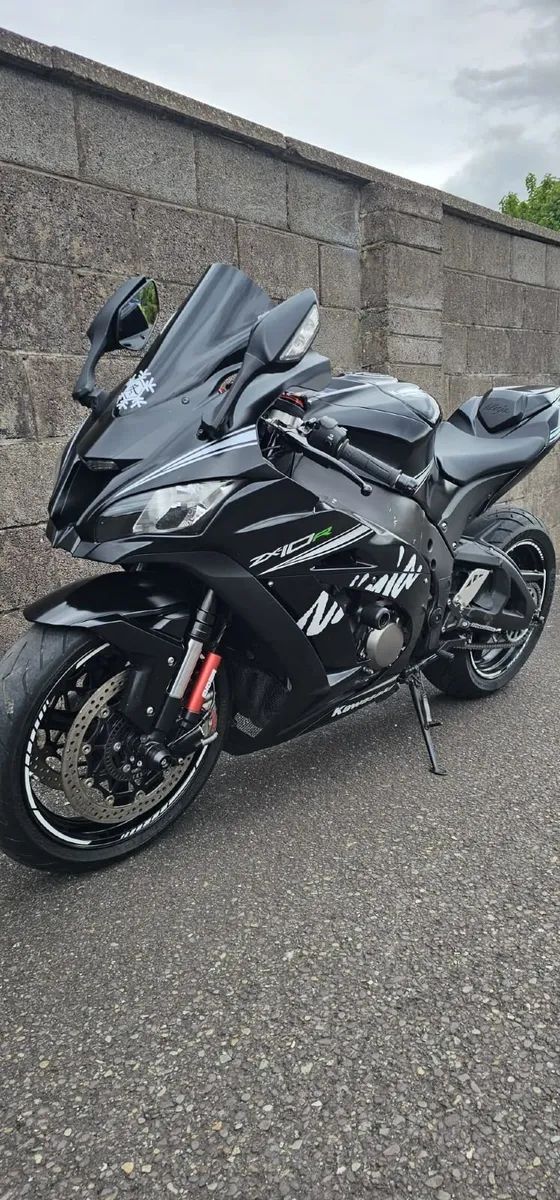 2016 Kawasaki ZX10R Winter - Image 2