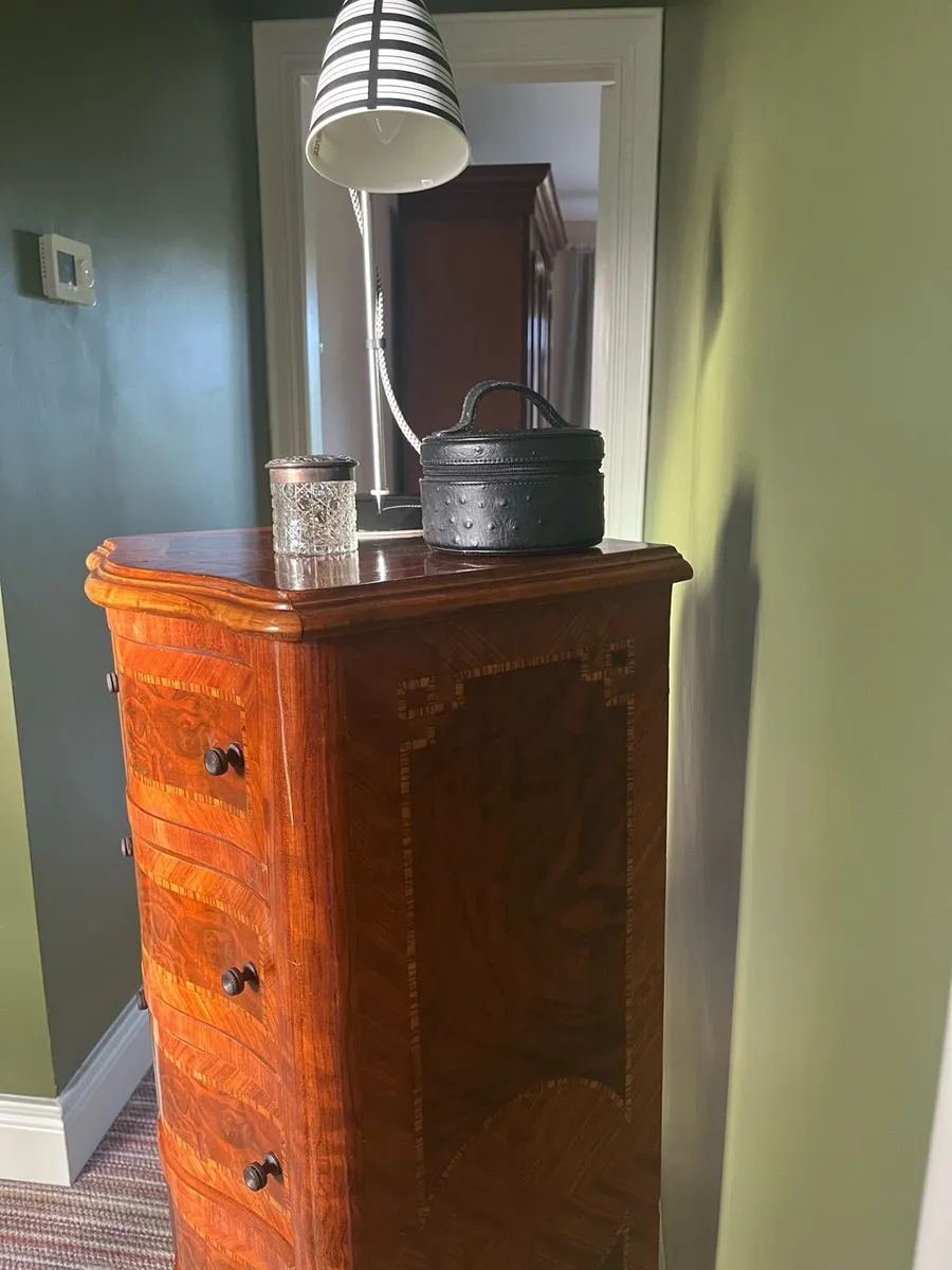 Chest of drawers - Image 3