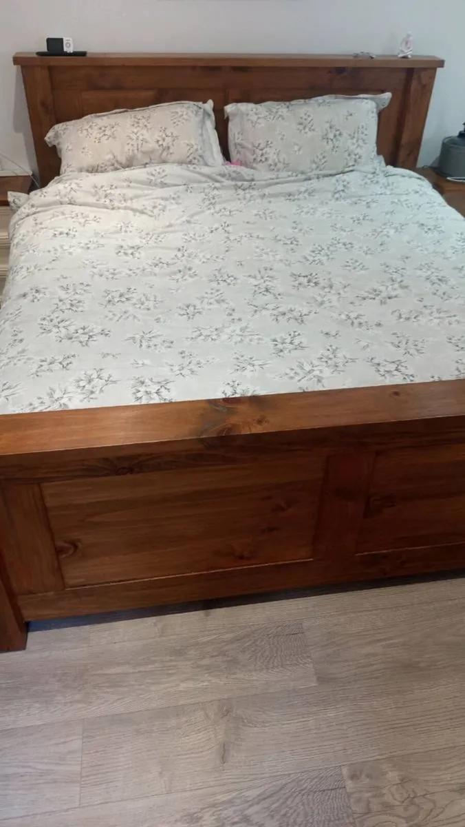 Super king bed - Image 1
