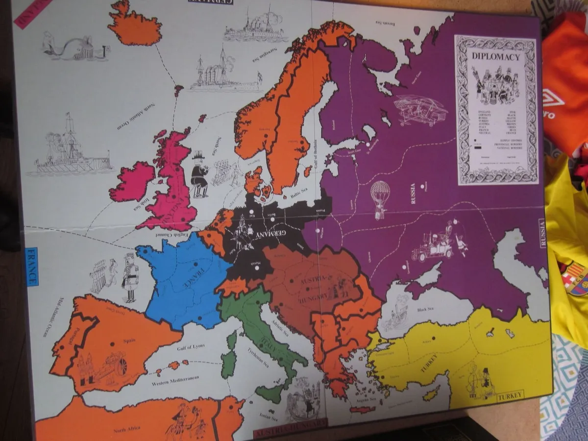 Gibsons Diplomacy Board Game 2014 - Image 4