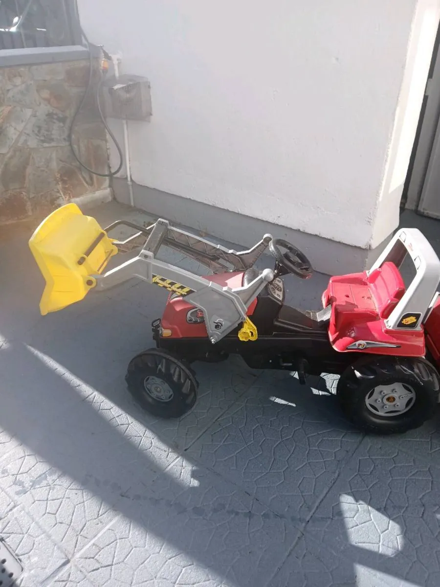 Kids pedal digger with trailer - Image 1