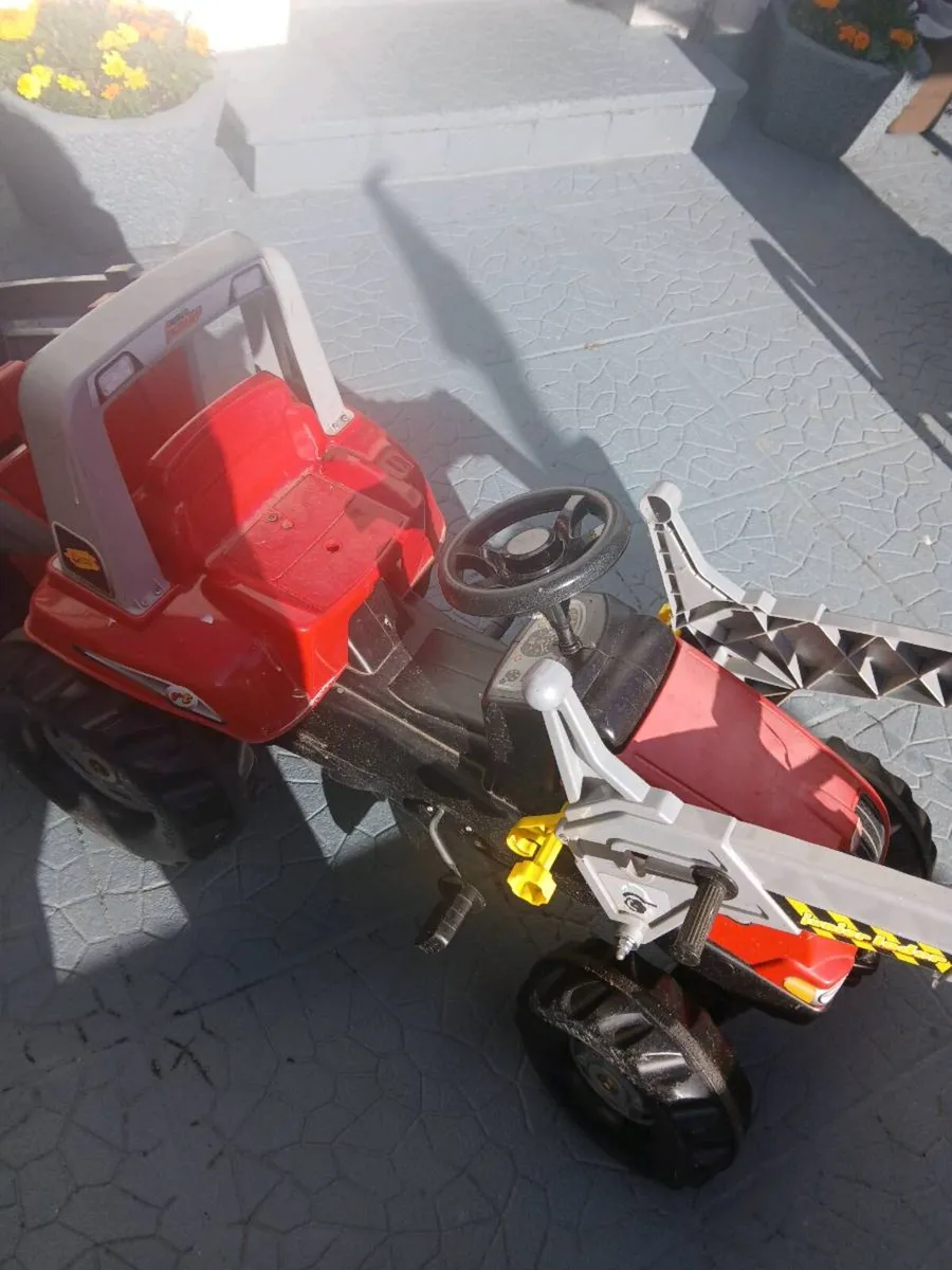 Kids pedal digger with trailer - Image 3