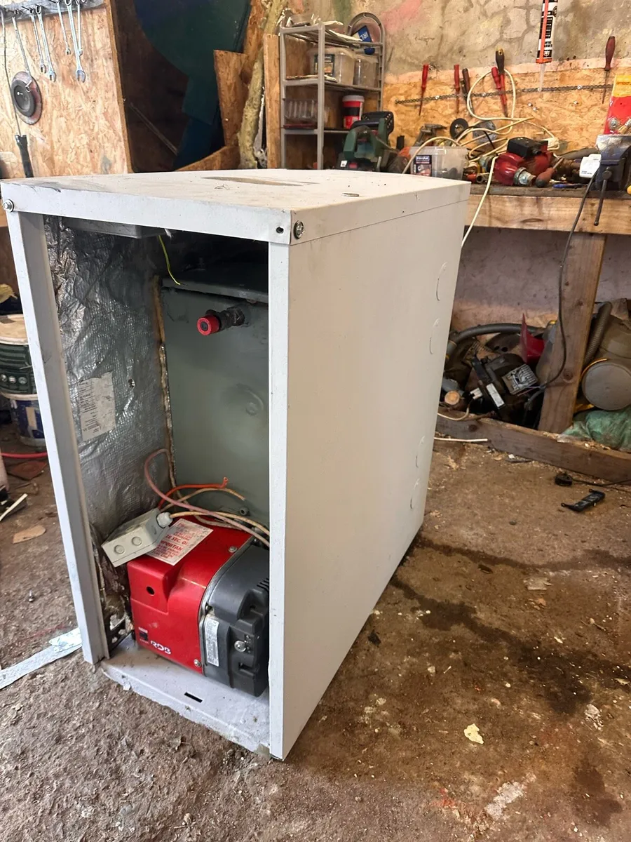 Oil burner - Image 1