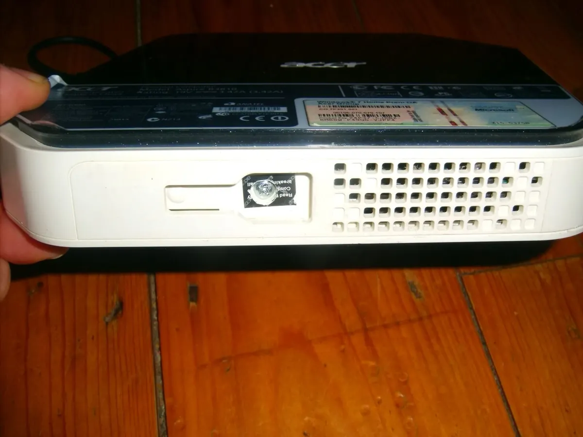 Aspire R3610 - Image 2