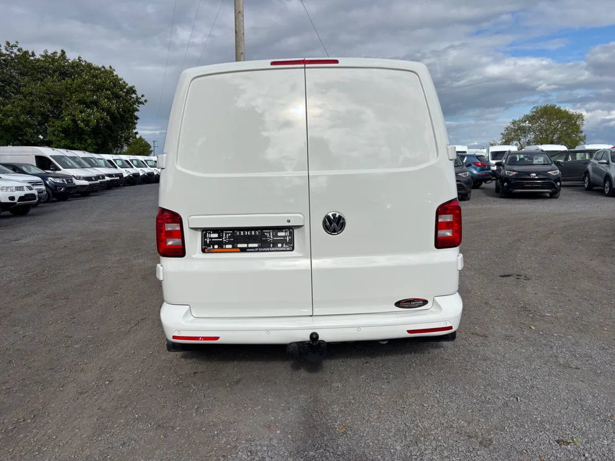 Volkswagen Transporter DSG Automatic - Image 4