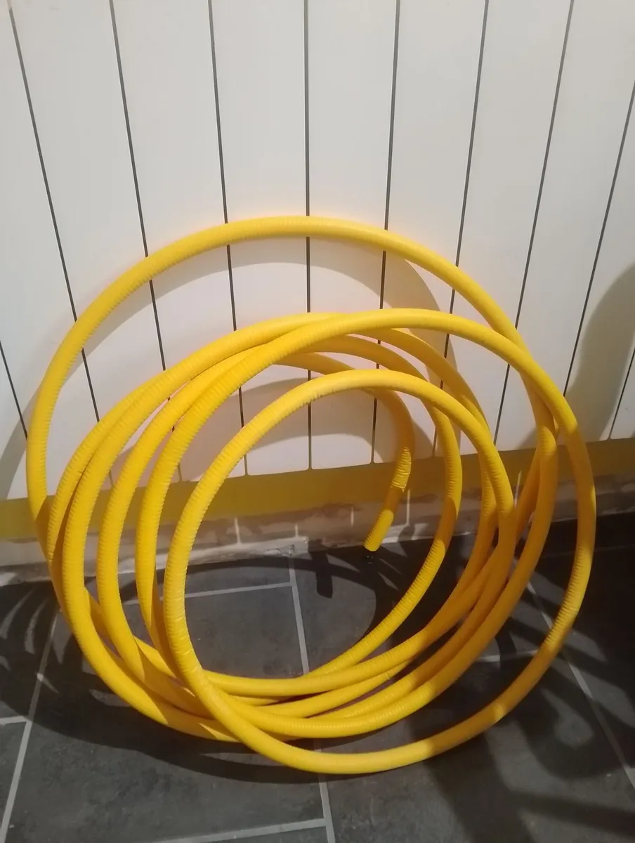 Flexible gas pipe - Image 1