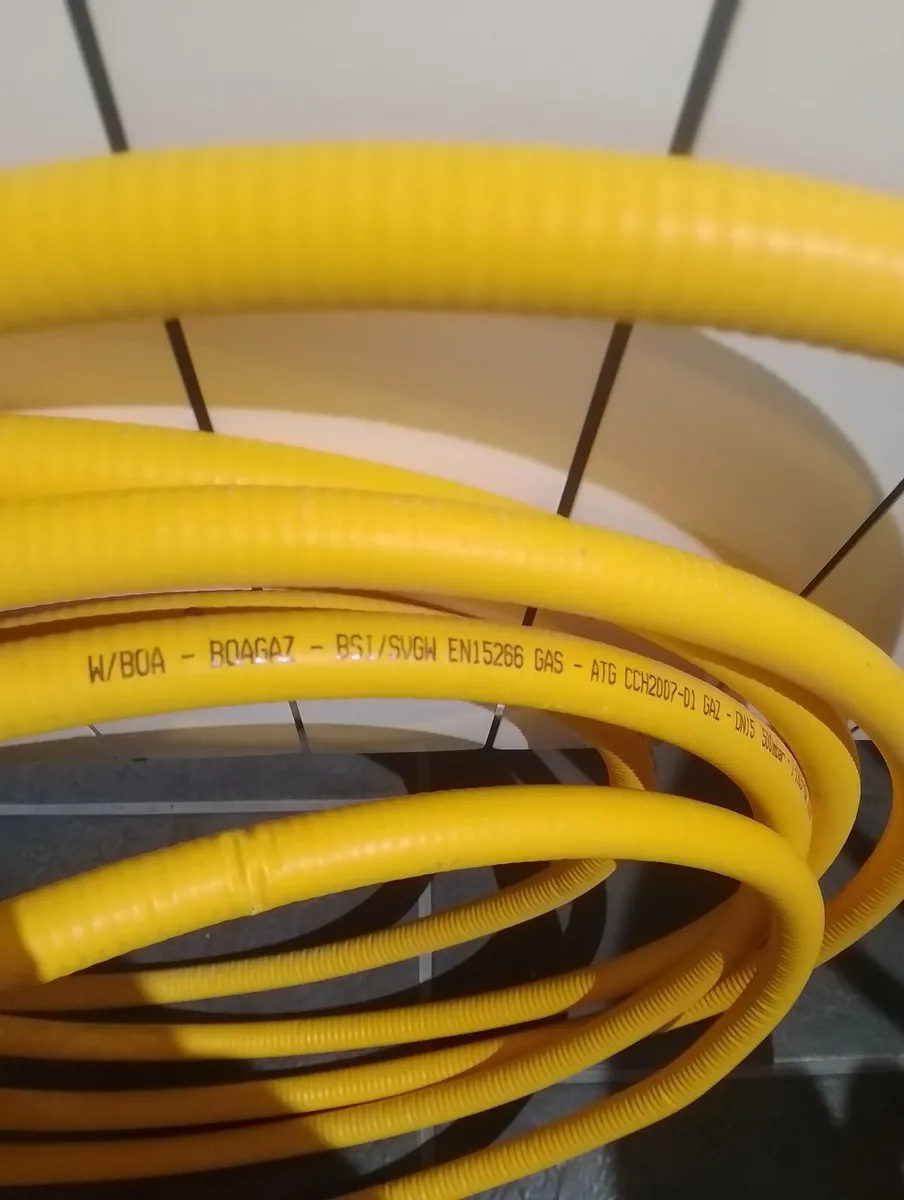 Flexible gas pipe - Image 2