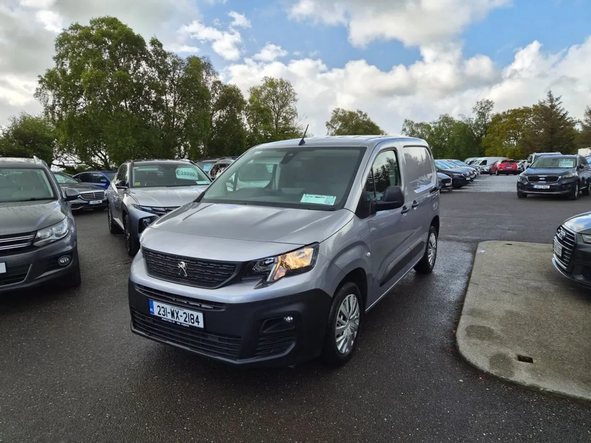 Peugeot Partner Professional Plus 1.5 Blue HDI - Image 4