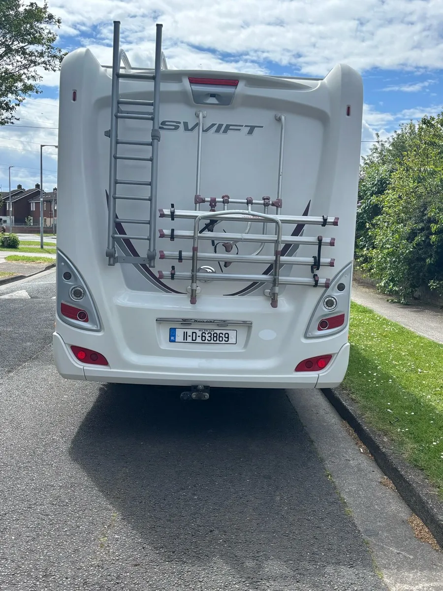 Motorhome - Image 4