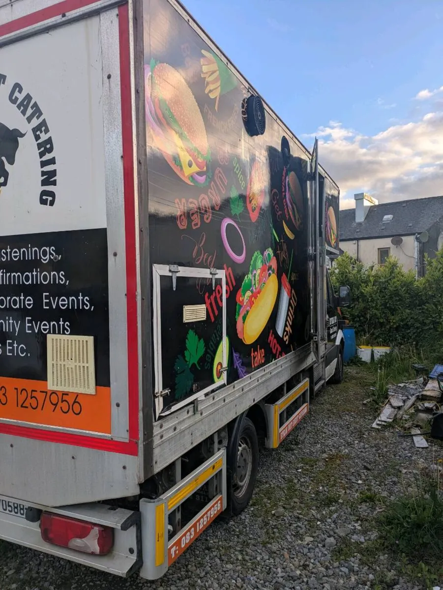Catering Van - Image 3