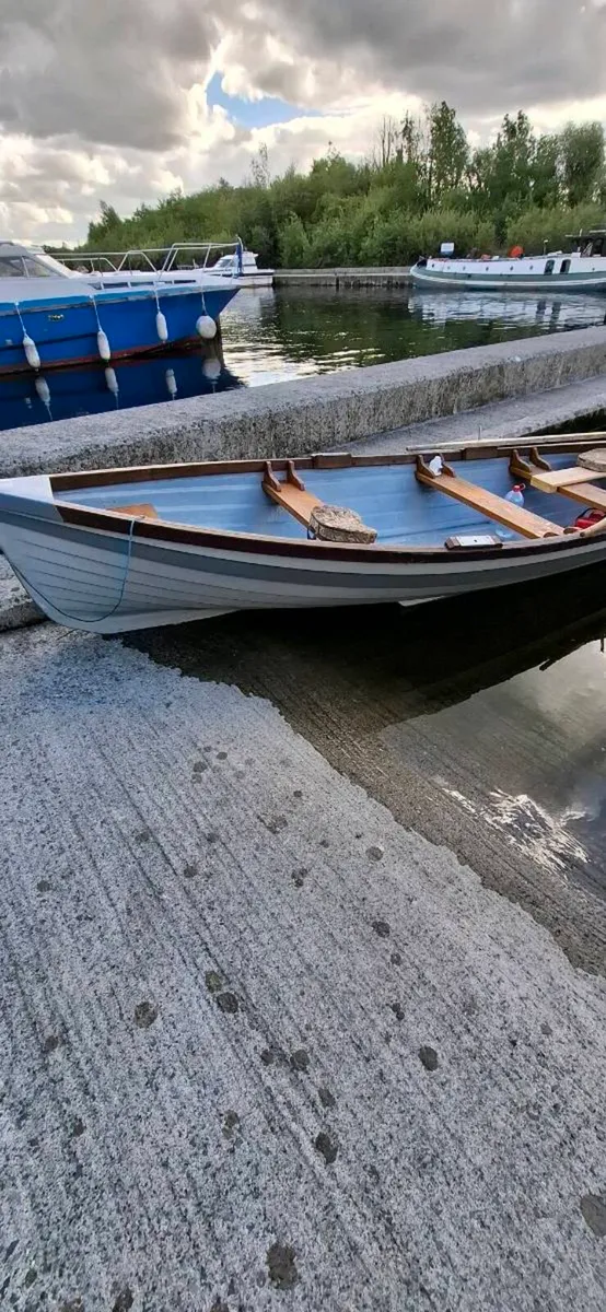 17 foot sheelin boat and trailer - Image 3
