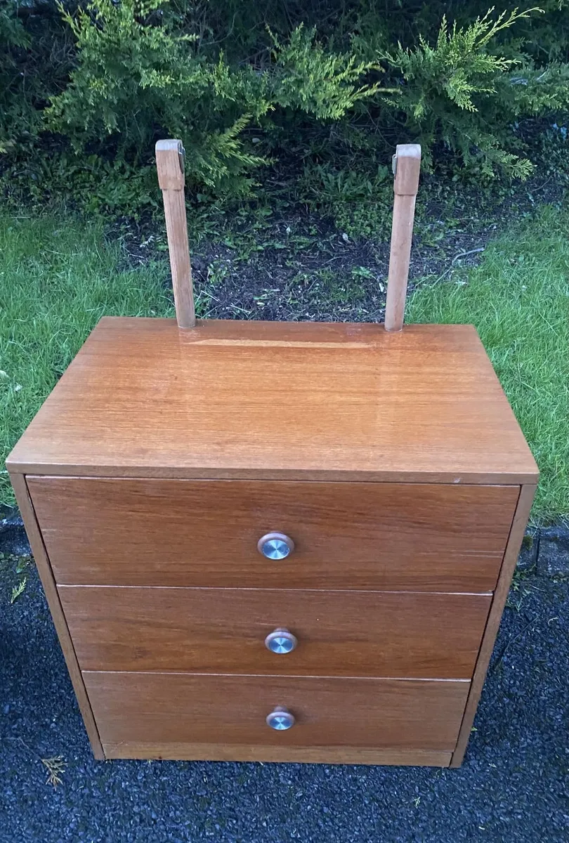 Bedroom drawers