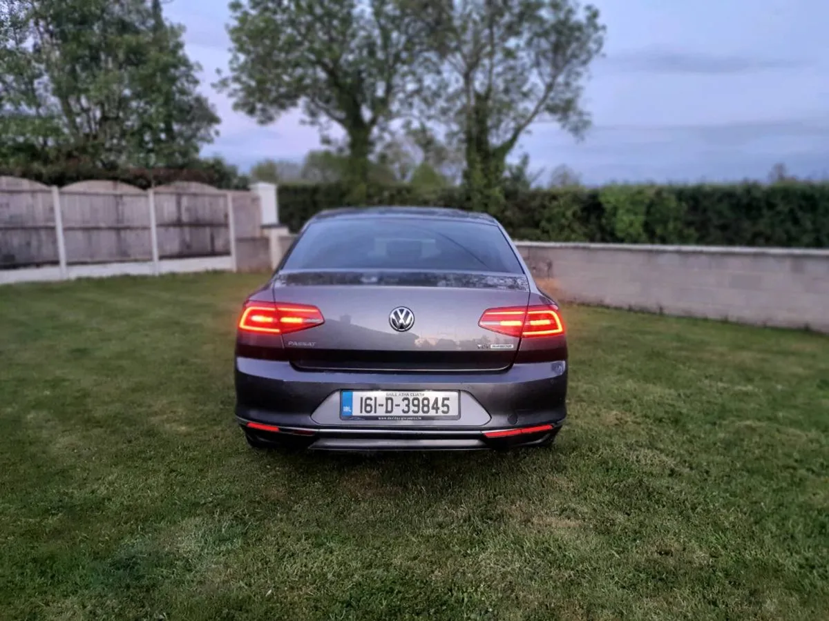 VW PASSAT HI-LINE 120 BHP 1.6 SIXSPEED 2016 - Image 3