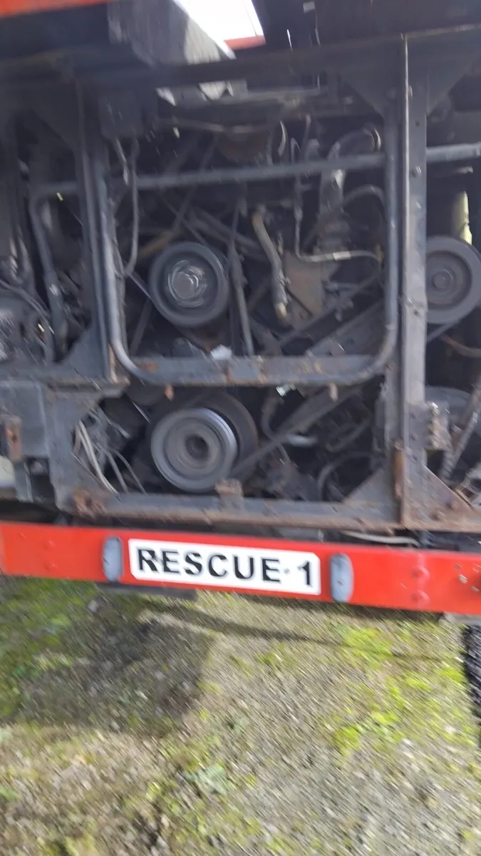 Fire truck - Image 3