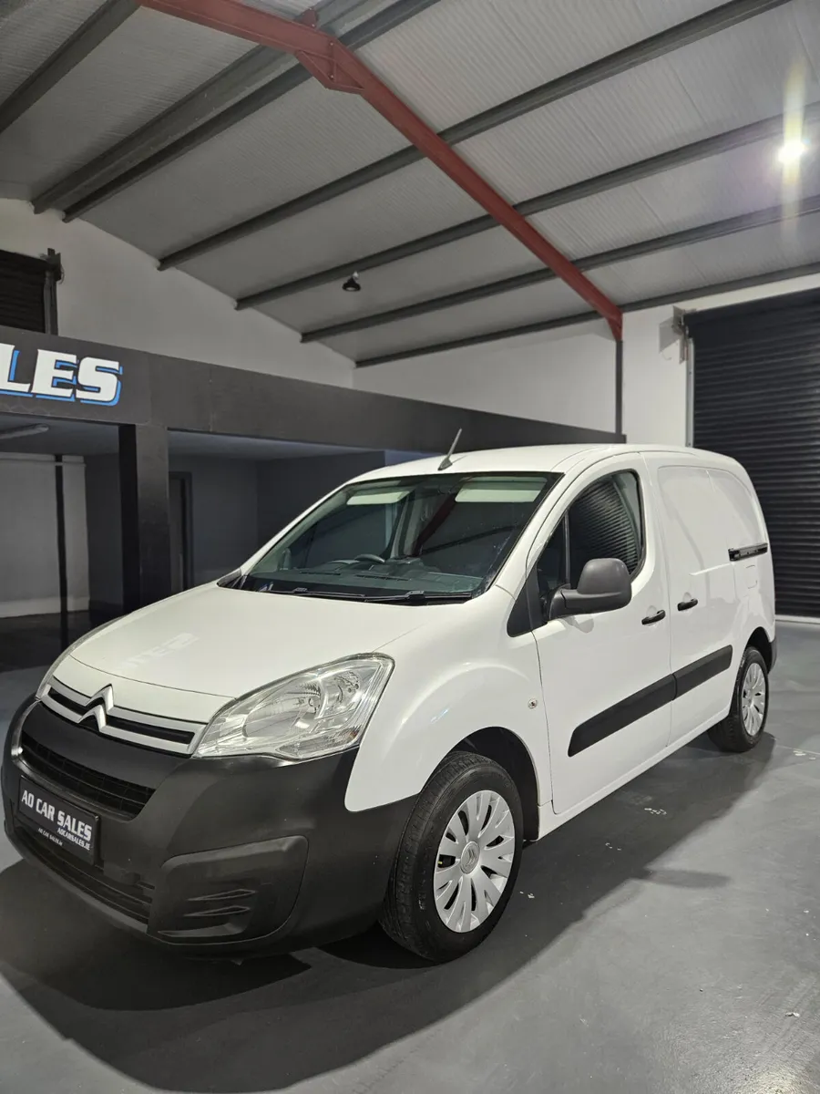 Citroen Berlingo 2017 1.6 hdi enterprise 100bhp - Image 3